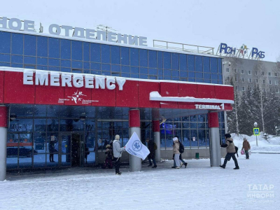 &laquo;Помогаем им определиться с будущим&raquo;: в РКБ школьников познакомили с профессией врача