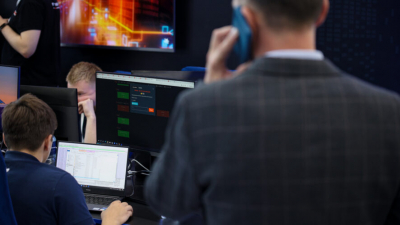 Можно оплатить даже парковку: жителей Татарстана призвали не бояться мессенджера MAX 11/03/2026 &ndash; Статьи Аудитория мессенджера MAX в Татарстане выросла до 1,5 млн пользователей