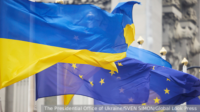 Захарова обвинила руководство Евросоюза в намеренном погружении стран во тьму