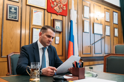 Нилов предложил доплачивать врачам за труд в экстремальных погодных условиях