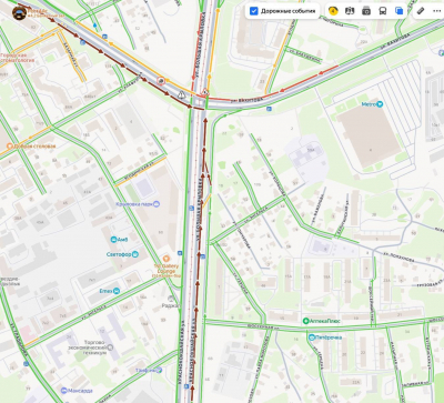 Авария привела к большим пробкам в Кировском районе Казани