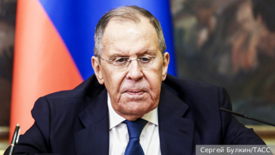 Госдума запретила выдавать российские паспорта мигрантам с криминальным прошлым