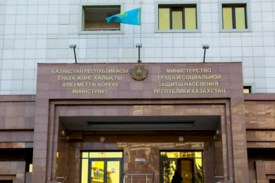 С начала года госинспекторами труда защищены права более 28 тысяч работников