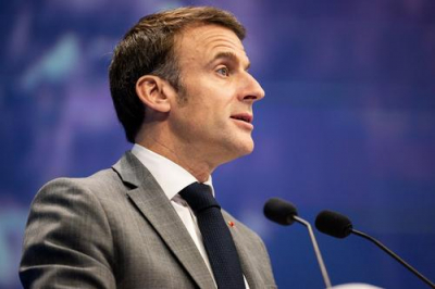 Политолог Светов: Макрон должен понимать, что войска США никогда не будут выведены из Южной Кореи и Японии