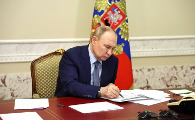 Песков: Путин может провести международный телефонный разговор